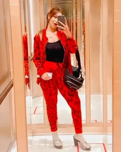 Call Girls Begun Cash On Delivery